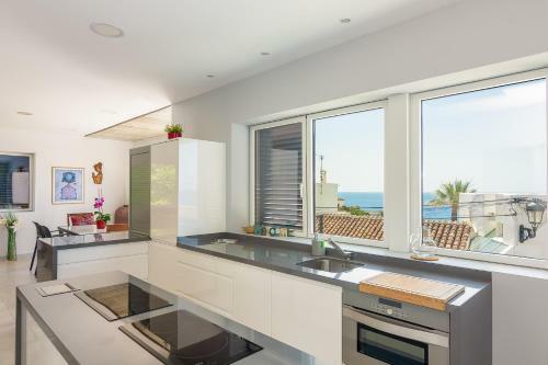 Villa Resort Con Piscina Privada En Calle Carabeo