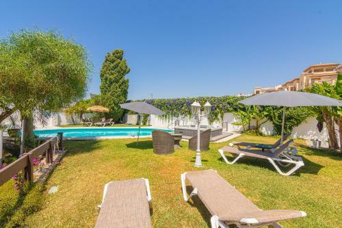 Villa Resort Con Piscina Privada En Calle Carabeo