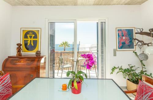 Villa Resort Con Piscina Privada En Calle Carabeo