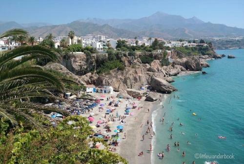 Apartamento Chez Alison! Central Nerja Apt