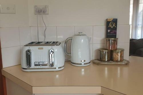 Apartamento Cosy Great Location 2bed 1bath With Parking