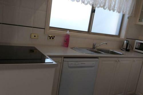 Sweet Holiday Home By The Golf Course