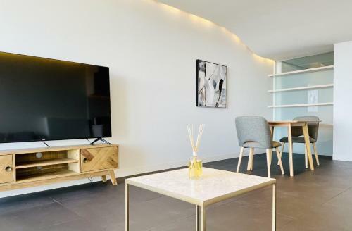 Nishi Holiday Apartments