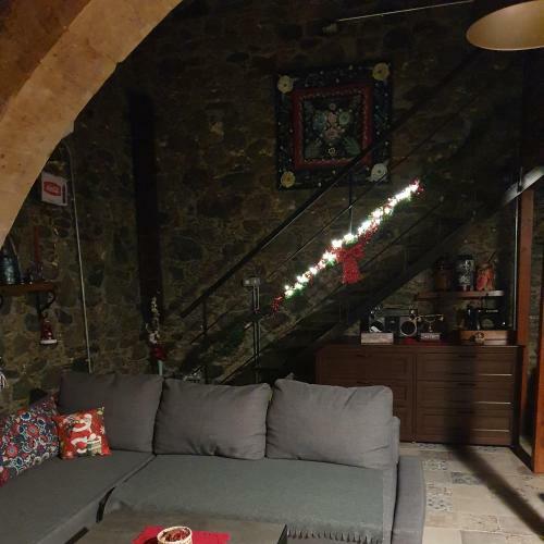 Petradaki House