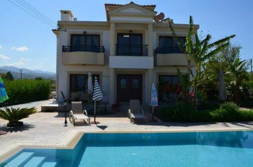 Dora' S Villa