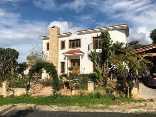 Enastro Holiday Home