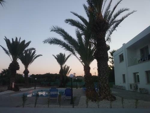 Apartamento Argaka Palm Tree Apts