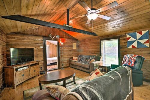 1950s Serenity Pond Cabin Peace And Quiet!