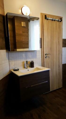 Apartment 15