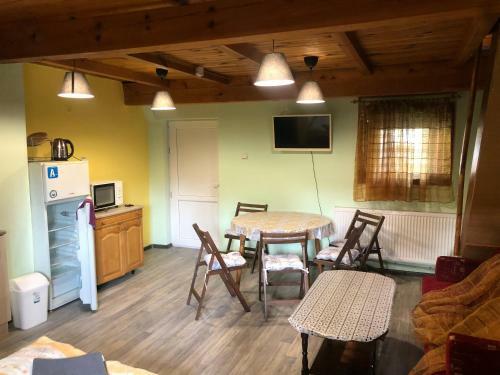 Borovets Gondola Apartment & Ski By Winter Bros