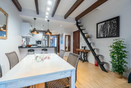 Apartamento Poc A Poc Suites