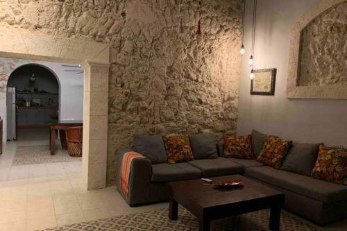 Casa El Flamboy�n Dentro de La Ciudad Amurallada