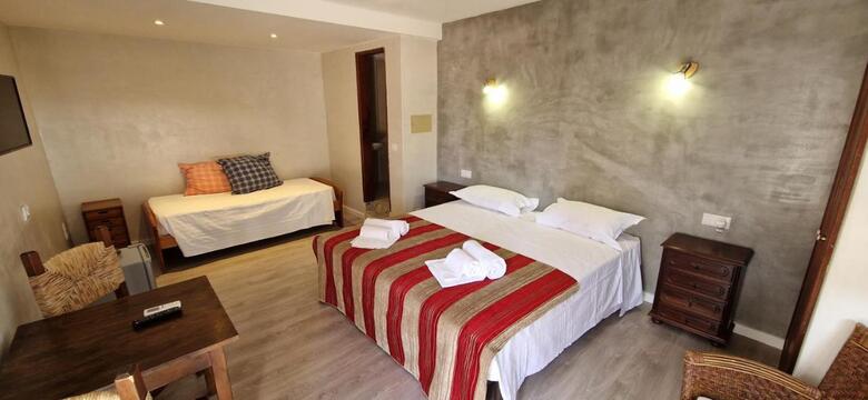Hotel Albergaria Rosa Montes (.)