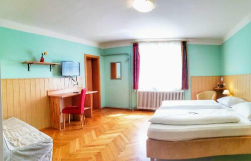 Bed & Breakfast Pension Zuser