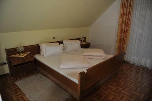 Hostal Gasthaus - G�stehaus Schusterbauer