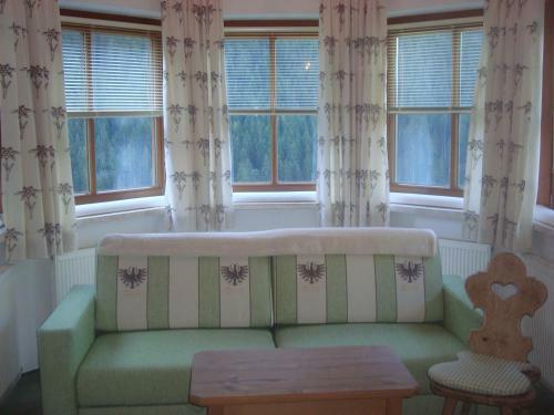 Hotel Edelwei�-schl�ssl