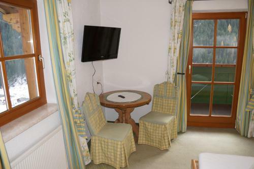 Hotel Edelwei�-schl�ssl