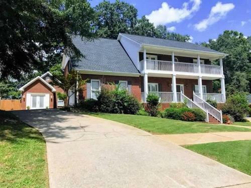 Bama Bed And Breakfast - Southern Charmer