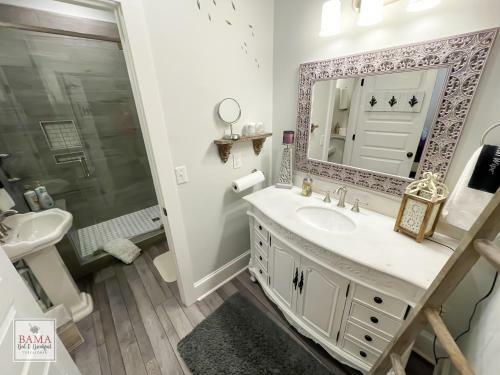 Hotel Bama Bed And Breakfast - Wisteria Suite