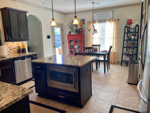 Bama Bed And Breakfast - Touchdown Terrace