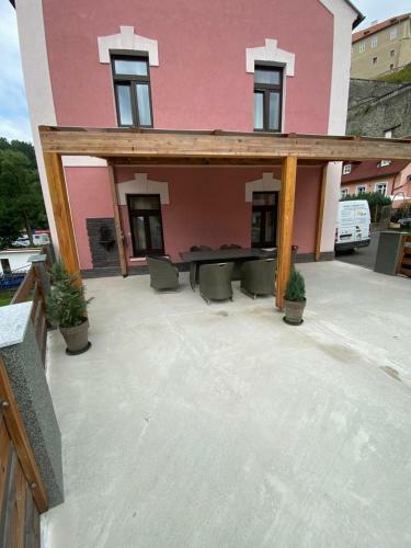 Apartm�ny V Podhrad�