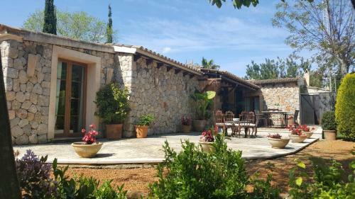 Villa Heaven Can Wait