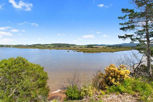 Green Oasis - Mangawhai Heads Holiday Home