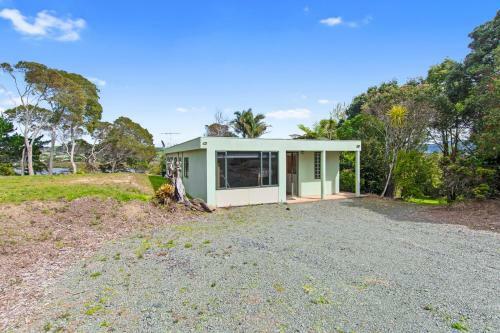 Green Oasis - Mangawhai Heads Holiday Home