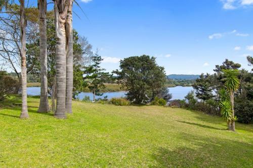 Green Oasis - Mangawhai Heads Holiday Home