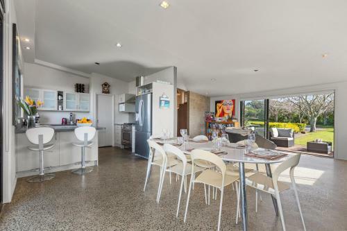 Afterdune Delight - Mangawhai Holiday Home