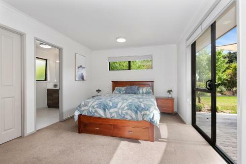 Thelma - Mangawhai Heads Holiday Home