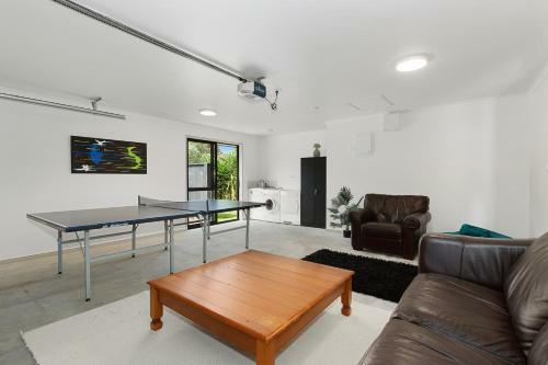 Thelma - Mangawhai Heads Holiday Home