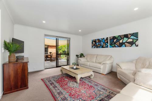 Thelma - Mangawhai Heads Holiday Home