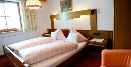 Hostal Gastehaus Wolf