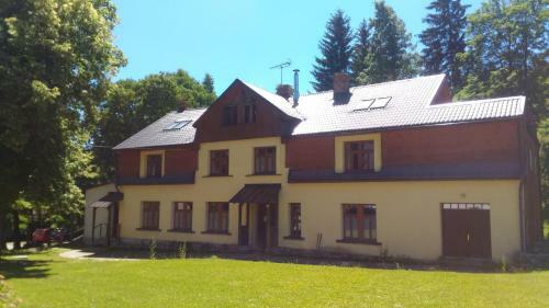 Apartm�n Bed?ichov