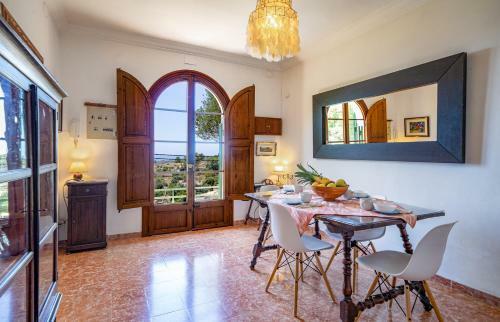 Rustictraditional House Between The Sea And Palma