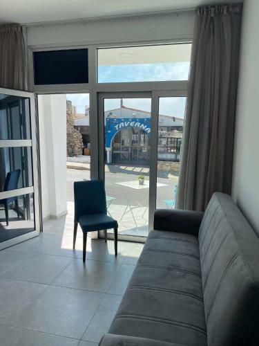Apartamento Ellenapa Apts & Studios
