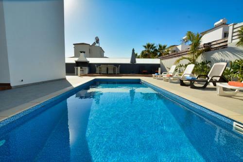 Villa Carib Nissi