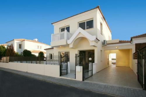 Villa Carmel