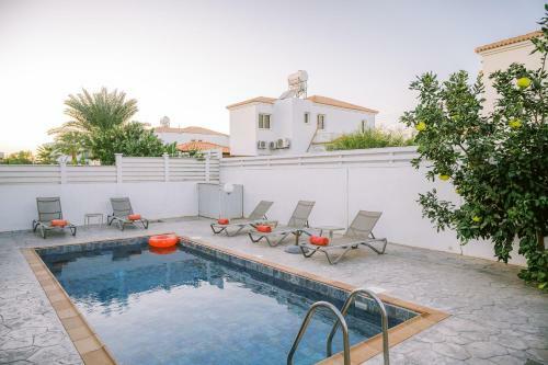 Villa Costa Cornelia Homes