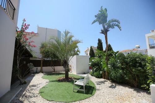 Unique Beach Luxurious Villas