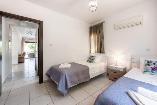 Villa Sea Front Oceanus H3