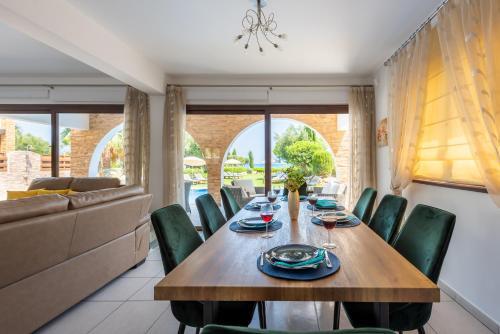 Villa Sea Front Oceanus H3