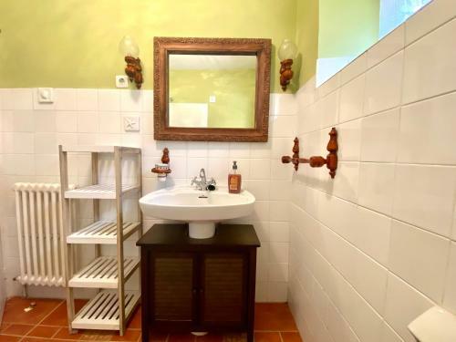 Housingle�n - Casa De Campo Las Chopas I