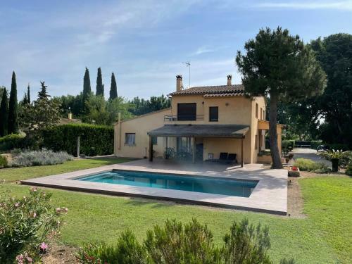 Villa Mediterranean Paradise With Private Pool