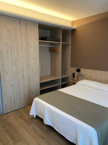 Hotel Mestral Perell�