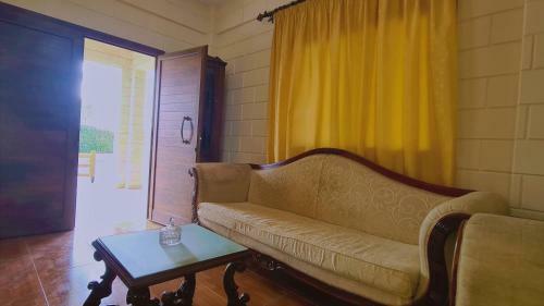 Stay Pernera House