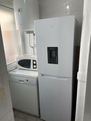 Cheap & Equipped Apartament Nearly Center