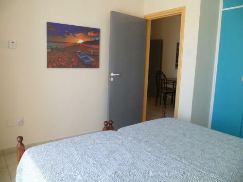 Laura's 2 Bedroom Apartment With Balcony!