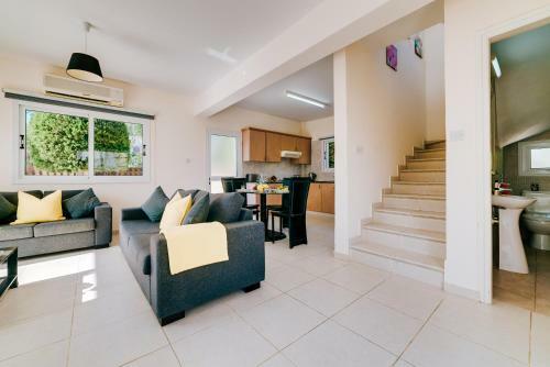 Villa Scarlett